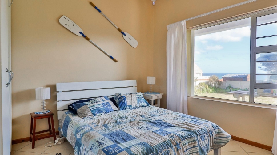 4 Bedroom Property for Sale in De Kelders Western Cape